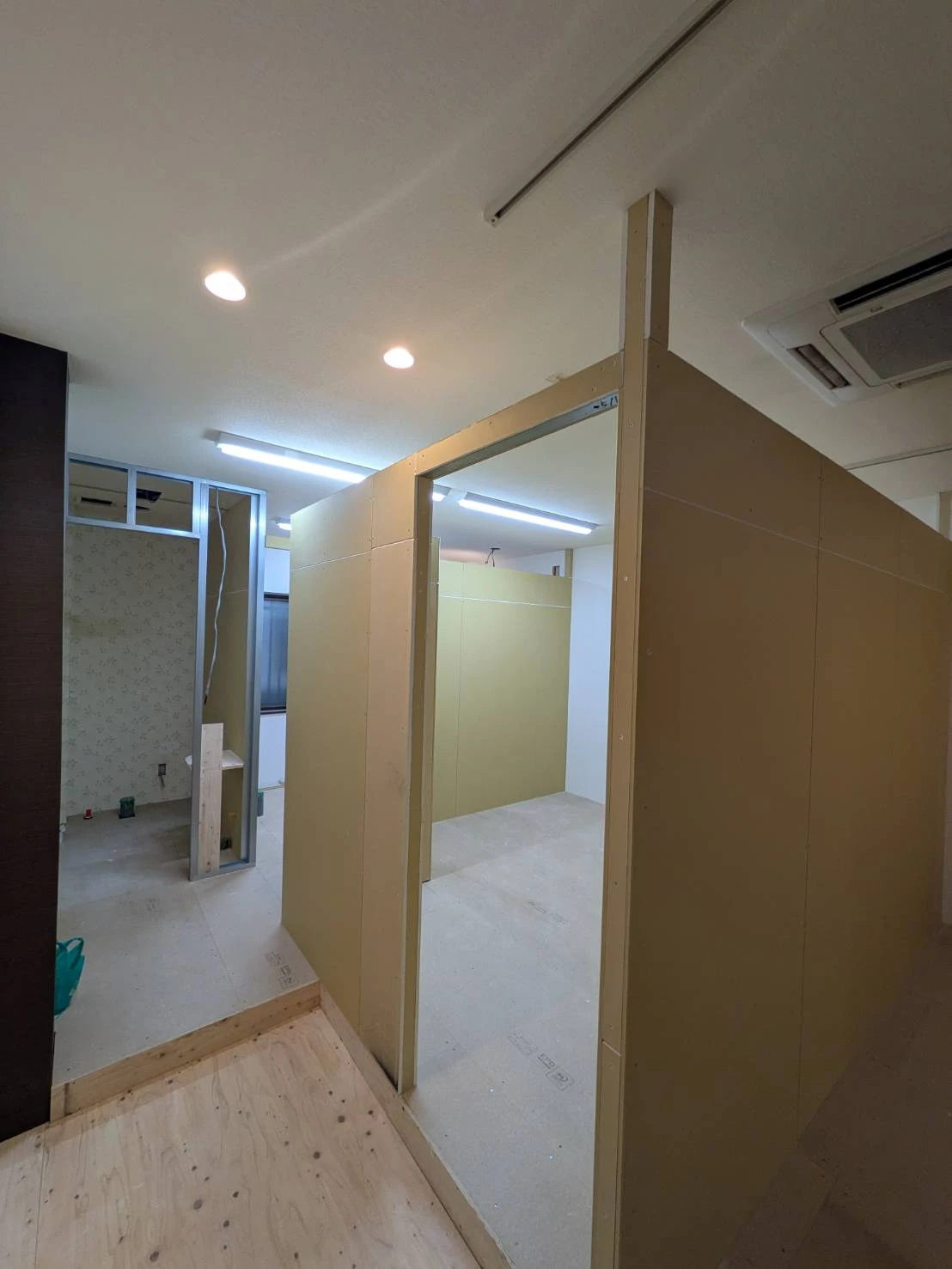 高嶋美容室様 施工前